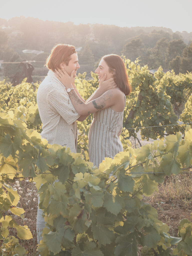 Photo de couple dans les vignes, photographe Draguignan